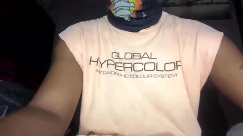 jay113714 online show from April 11, 3:33 am