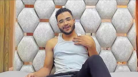 Jay Rock online show from November 24, 3:38 am