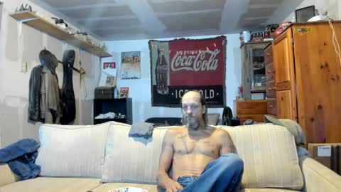 Snapshot of jay_short7863 chatting on October 14, 2:42 pm O F jay short786 online show from October 14, 2:42 pm
