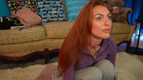 JennyBlighe online show from June 7, 4:28 am