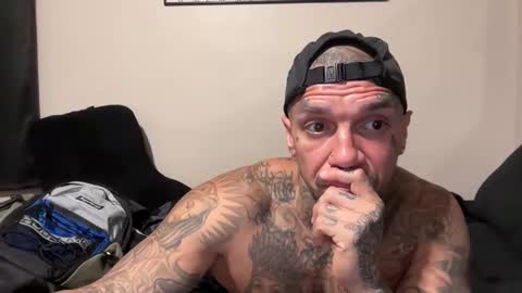 jayjaythebutcher23 online show from April 23, 3:47 am