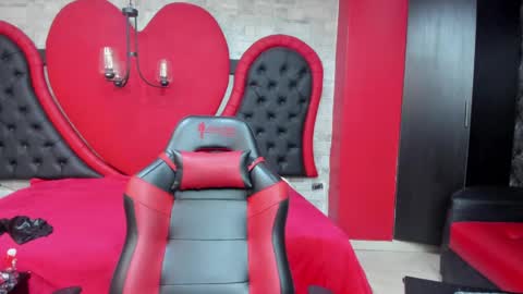 jaylen_bdsm online show from June 3, 11:57 am