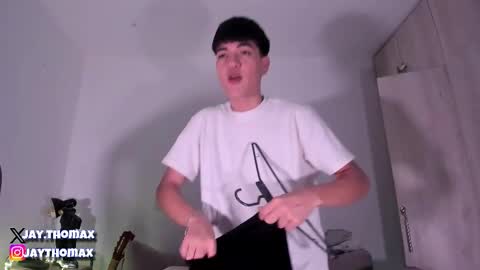 jaythomax online show from February 18, 10:25 pm