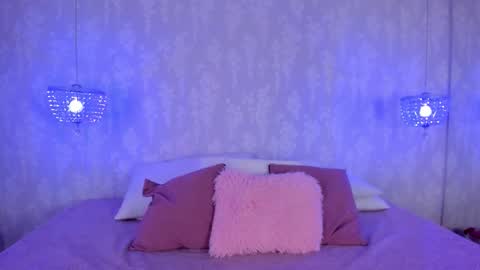 JAZLIN ANGELS online show from March 3, 5:25 am