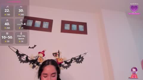 jazmin aladdin online show from October 31, 4:02 am