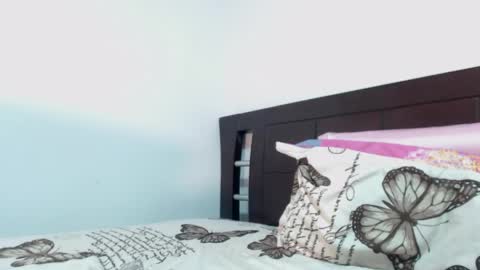 Luna Sofa online show from May 30, 12:42 am