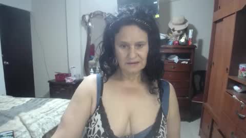 jazmim online show from April 7, 12:07 pm