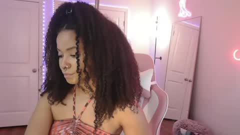 Jazmine Fox online show from February 6, 12:25 am