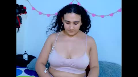JazminePark online show from May 6, 7:31 pm