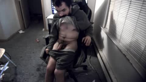 jburns87 online show from December 2, 10:02 am