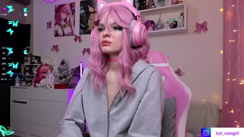 Julia online show from December 21, 7:16 pm