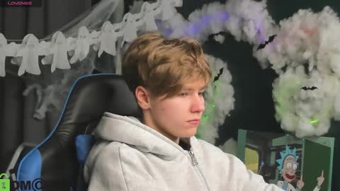 jean_wilsons online show from October 26, 11:55 am