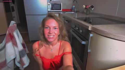 Jeanne online show from November 14, 3:09 am