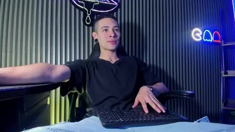 Jeff  online show from September 16, 1:02 pm