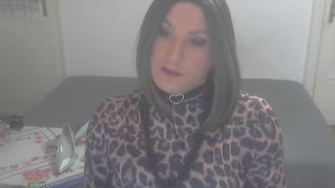 Snapshot of jellena87 chatting on October 5, 5:42 pm Jellena online show from October 5, 5:42 pm
