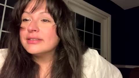 Snapshot of jellybeanin chatting on February 9, 8:10 am Jelli online show from February 9, 8:10 am