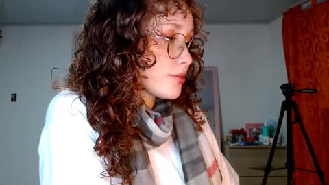 jellyrose online show from March 8, 3:21 am