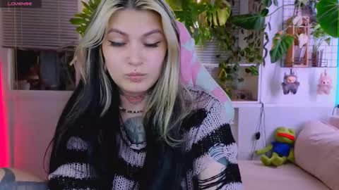 Jelya online show from September 8, 3:33 pm