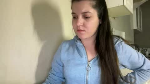 Jen Heloise online show from November 11, 9:39 pm