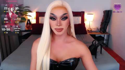 Queen Jenifer online show from July 5, 12:58 am