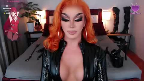Queen Jenifer online show from July 31, 5:41 am