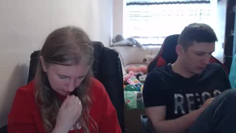 JenisAndPeter online show from October 25, 11:31 am