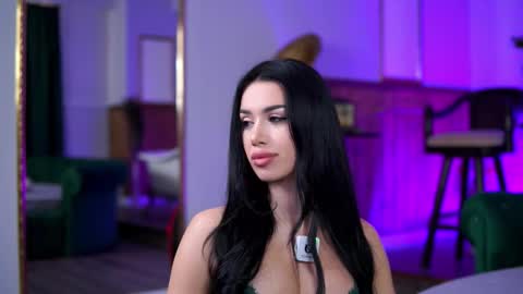 jenna_day online show from December 19, 7:48 am