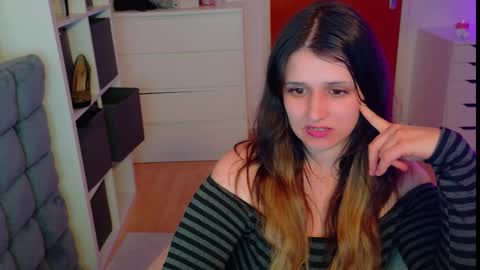 Snapshot of jenna_sxy19 chatting on October 2, 7:45 pm jennasxy19 online show from October 2, 7:45 pm