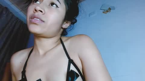 jenner_lena online show from June 12, 6:45 am