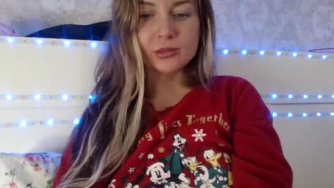 Jennifer online show from February 6, 1:32 pm