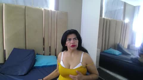 Jennifer online show from February 13, 7:17 pm