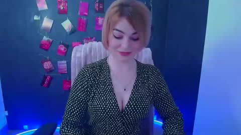 Jennifer online show from April 22, 11:50 am