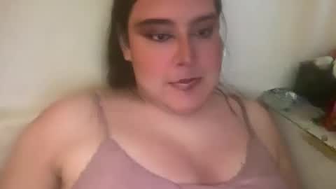 jennifer_robbie online show from June 3, 4:15 am