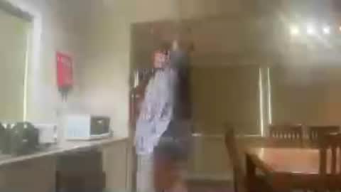 jennifer_robbie online show from June 20, 5:02 am