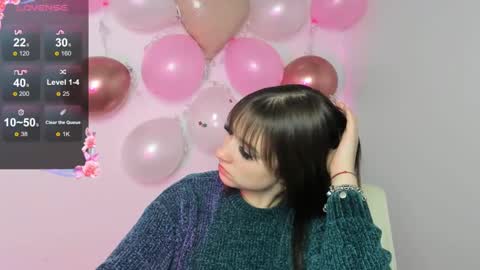 Snapshot of jennifer_xo_ chatting on February 13, 10:34 am Jennifer online show from February 13, 10:34 am