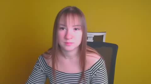 Snapshot of jennifer_xo_ chatting on February 5, 6:35 am Jennifer online show from February 5, 6:35 am