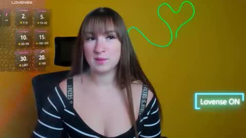 Snapshot of jennifer_xo_ chatting on October 18, 6:17 am Jennifer online show from October 18, 6:17 am