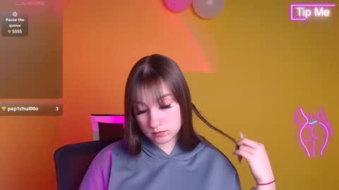 Snapshot of jennifer_xo_ chatting on February 20, 9:55 am Jennifer online show from February 20, 9:55 am
