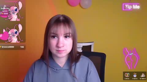 Snapshot of jennifer_xo_ chatting on February 25, 6:47 am Jennifer online show from February 25, 6:47 am