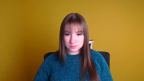 Snapshot of jennifer_xo_ chatting on February 4, 6:46 am Jennifer online show from February 4, 6:46 am