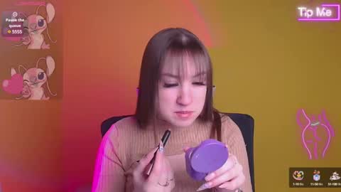 Snapshot of jennifer_xo_ chatting on February 19, 6:44 am Jennifer online show from February 19, 6:44 am