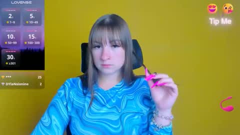 Snapshot of jennifer_xo_ chatting on September 13, 11:45 am Jennifer online show from September 13, 11:45 am