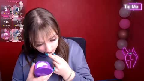Snapshot of jennifer_xo_ chatting on March 11, 6:41 am Jennifer online show from March 11, 6:41 am