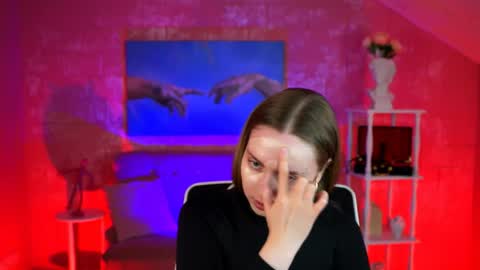 Jennifer online show from April 24, 3:03 pm