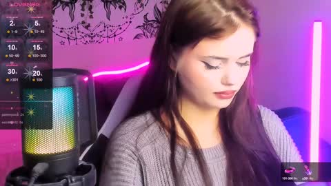 Jenni online show from December 18, 7:41 pm