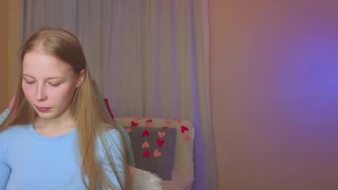 Snapshot of jenny_angelok chatting on February 15, 10:22 am Next broadcast on December 05 subject to change online show from February 15, 10:22 am
