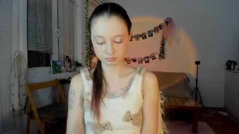 Snapshot of jenny_cox_love chatting on February 25, 7:49 pm Jennifer Jenny Darling   online show from February 25, 7:49 pm