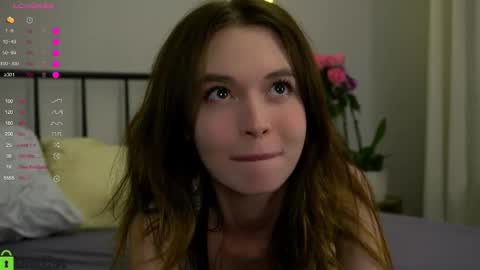 Snapshot of jenny_lylu chatting on September 22, 4:11 pm Ori online show from September 22, 4:11 pm