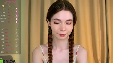 Snapshot of jenny_lylu chatting on February 15, 9:59 pm Ori online show from February 15, 9:59 pm