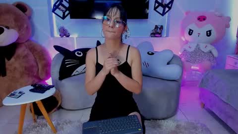 Jenny noa online show from February 28, 8:07 pm